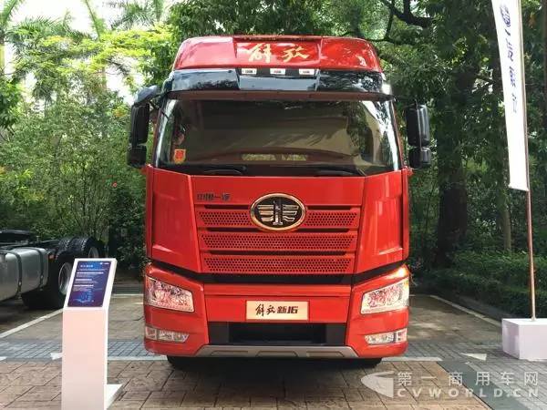 解放J6最新款图驾驶室，技术革新与舒适体验