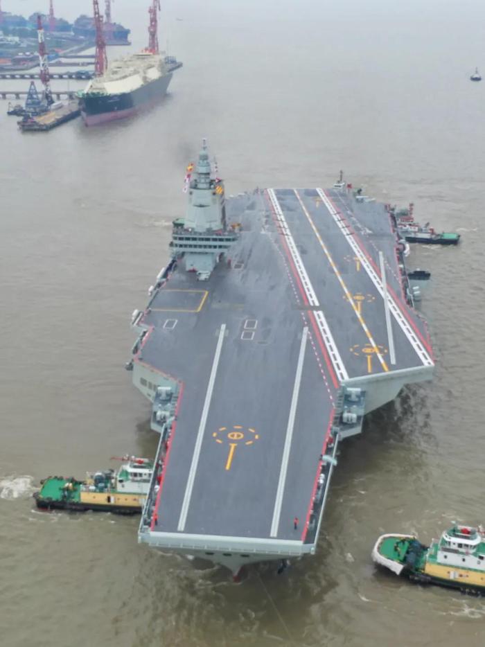 中国第三艘航空母舰最新消息