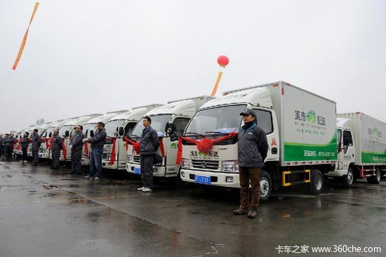 中集华骏轻量最新挂车，引领行业革新，重塑物流运输的未来